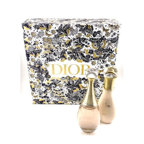 dior j'adore cadeauset|what does j'adore smell like.